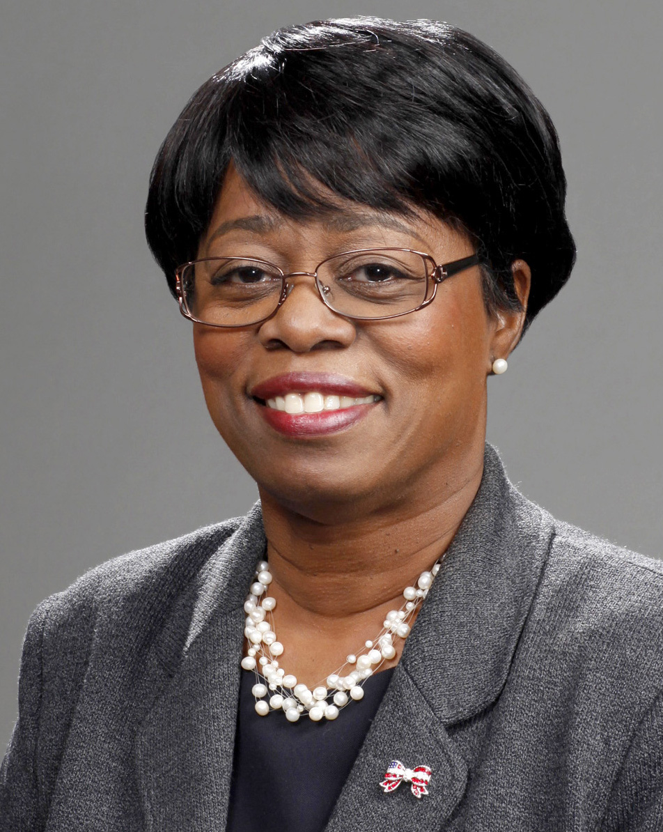 Dr. Wanda Austin set to join Apple’s board of directors as Al Gore and James Bell depart